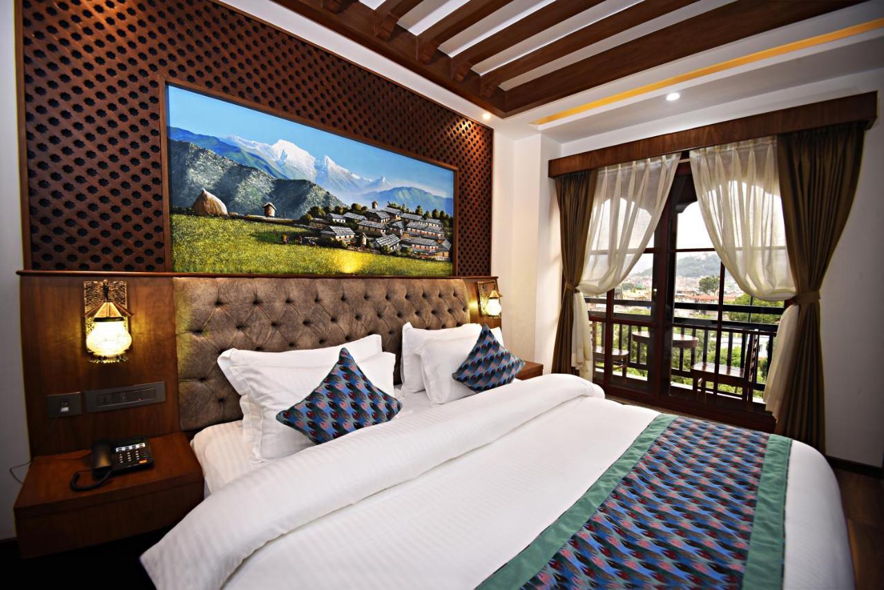 Everest Boutique Hotel カトマンズ エクステリア 写真