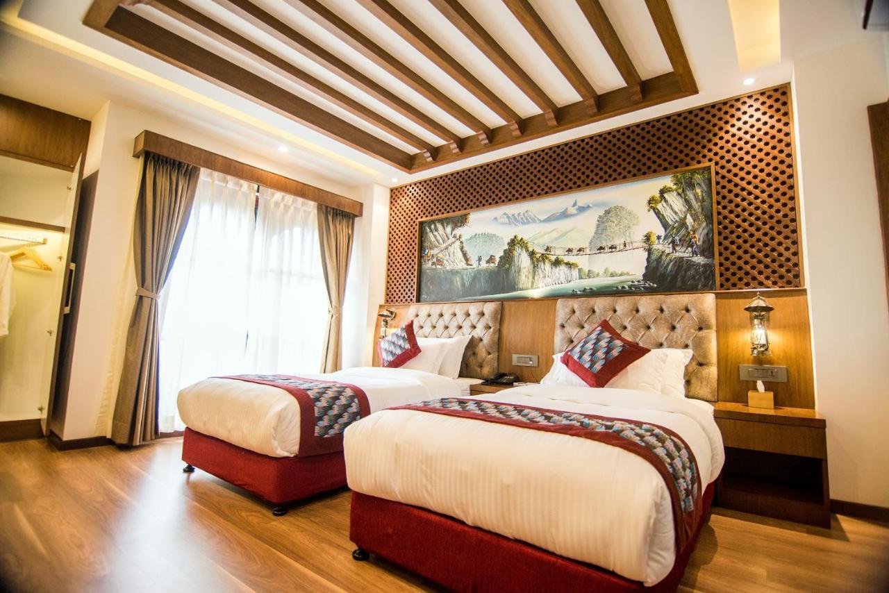 Everest Boutique Hotel カトマンズ エクステリア 写真
