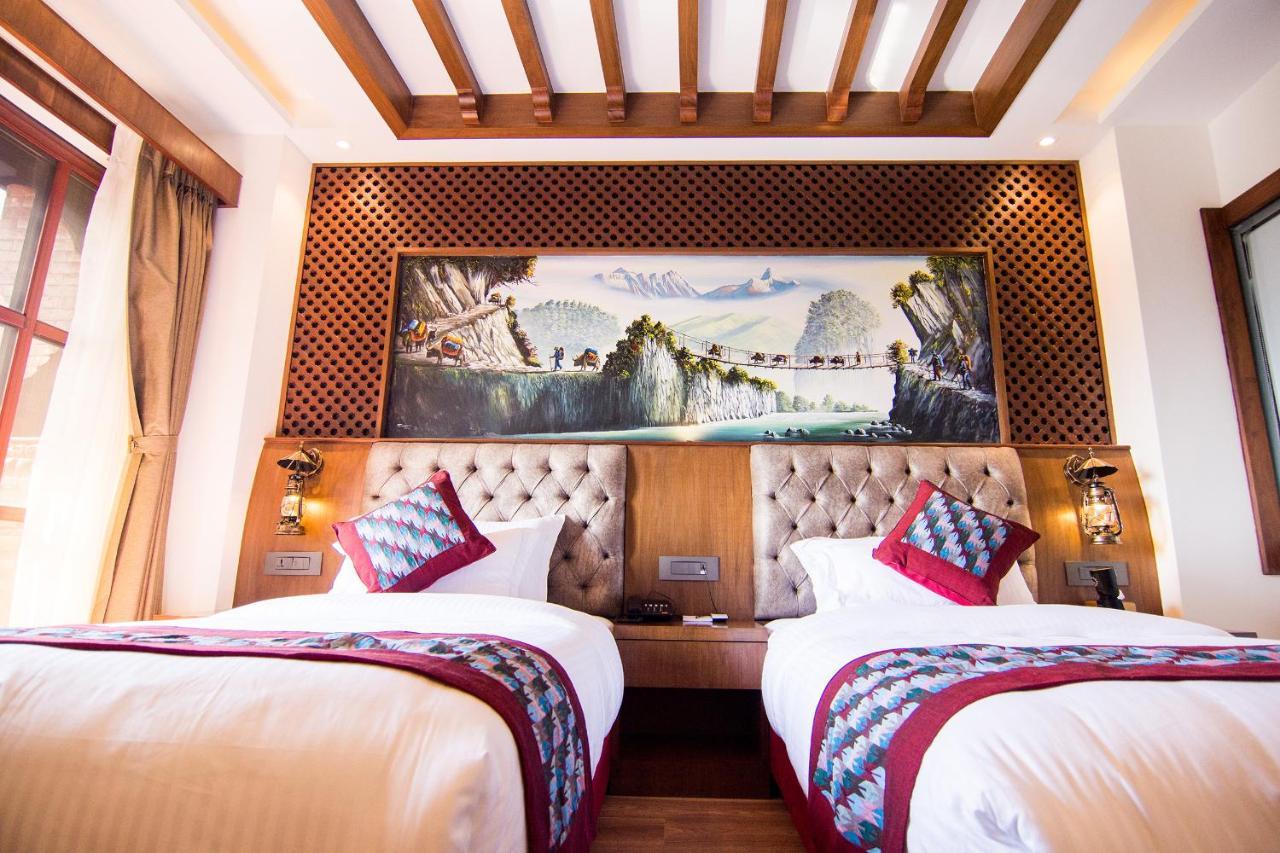 Everest Boutique Hotel カトマンズ エクステリア 写真