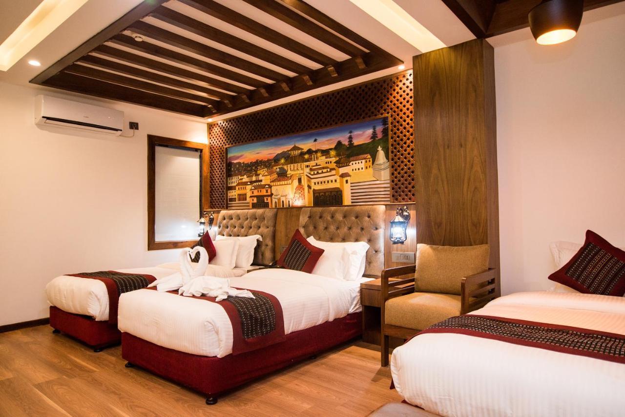 Everest Boutique Hotel カトマンズ エクステリア 写真