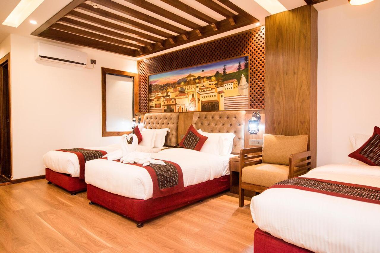 Everest Boutique Hotel カトマンズ エクステリア 写真